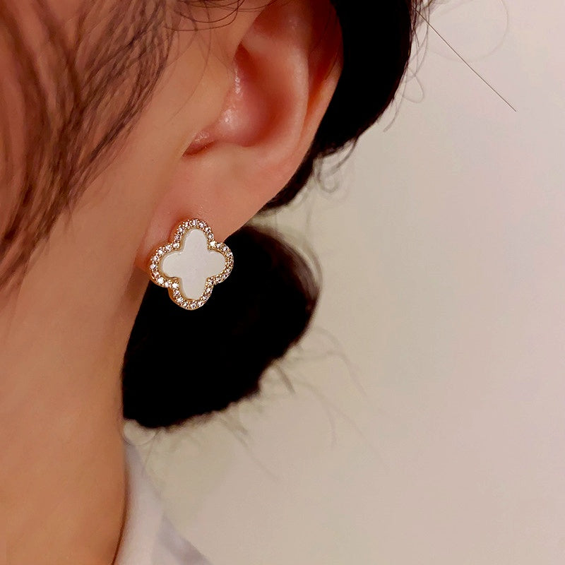 14K Gold-Plated Elegant Simple Flower Stud Earrings