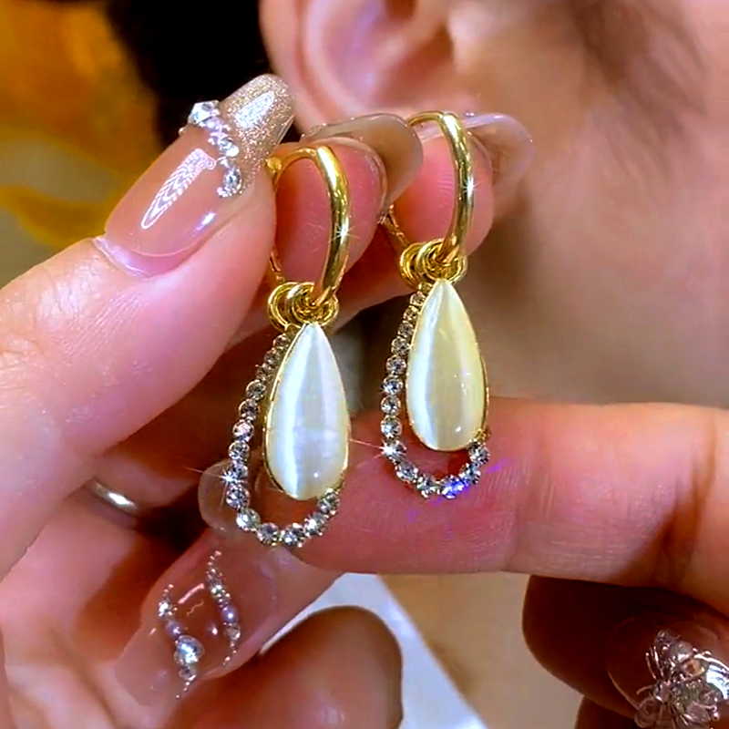 14K Gold-Plated Elegant Tear Drop Earrings