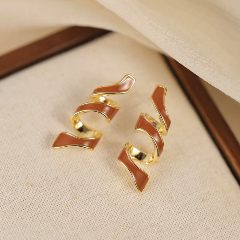 14K Gold-Plated Elegant Wavy Earrings