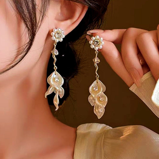 14K Gold-Plated Elegant Zircon Pearl Shell Earrings