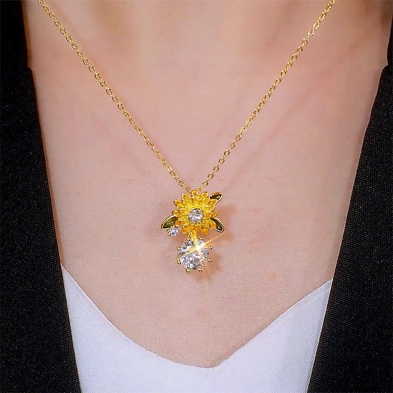 14K Gold-Plated Zircon Daisy Necklaces