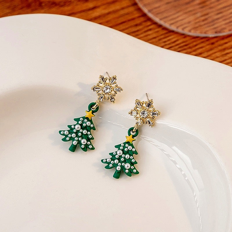 14K Gold-plated Christmas Diamond Zircon Snowflake Christmas Tree Earrings