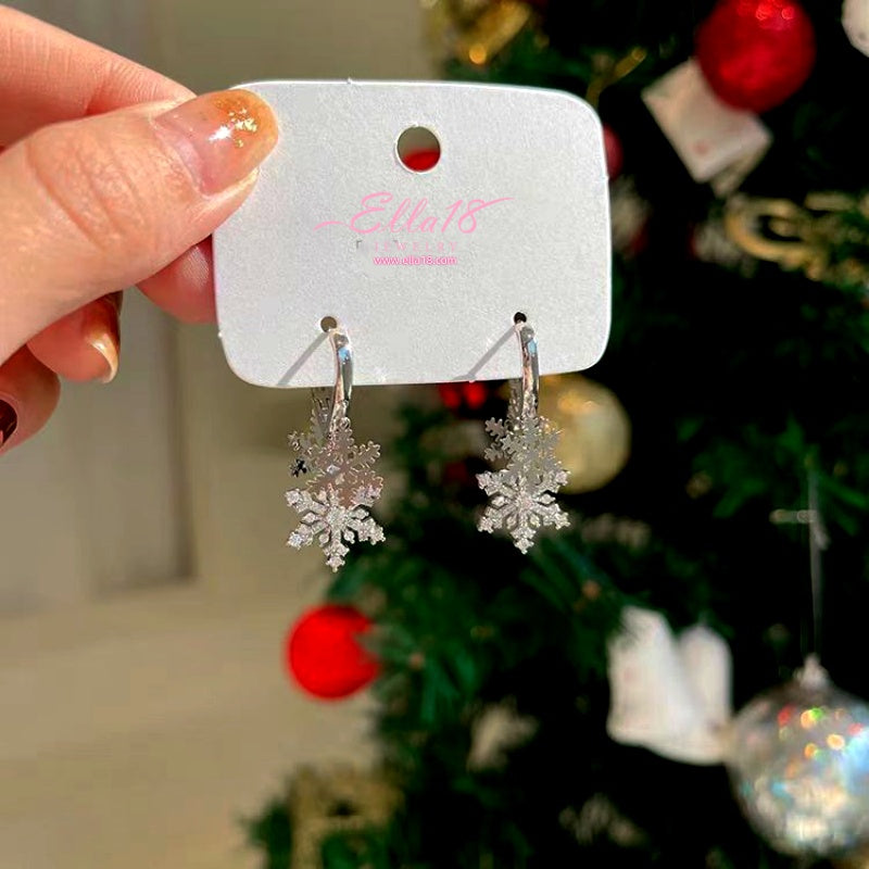 14K Gold-plated Christmas Diamond Zircon Snowflake Earrings