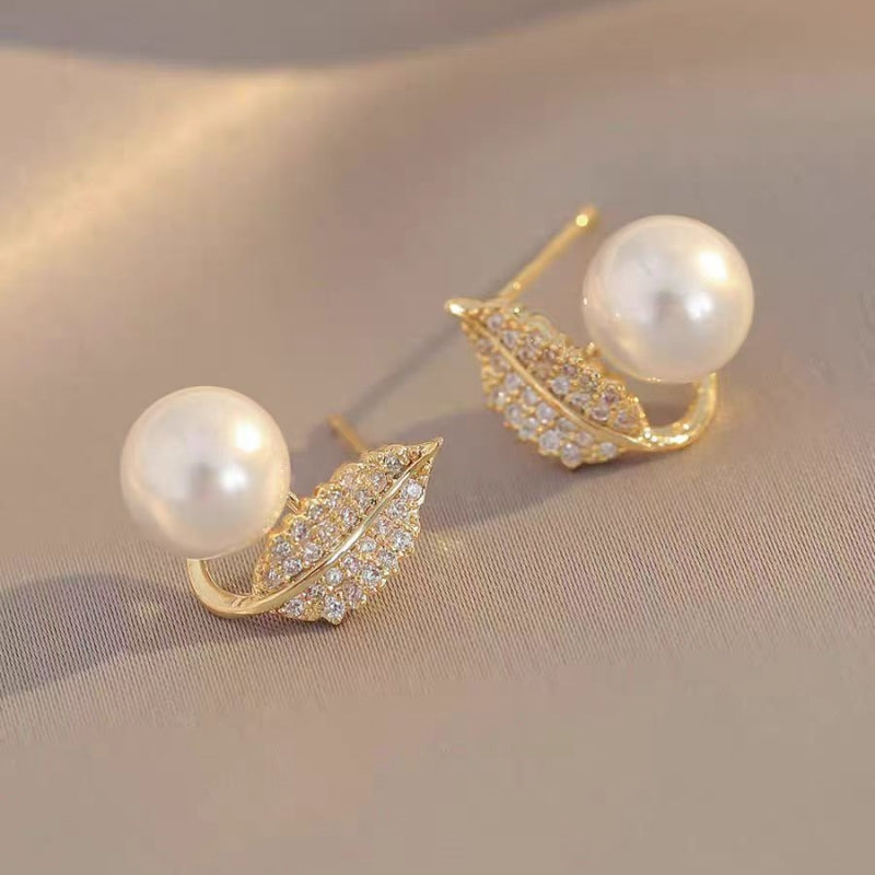 14K Gold-plated Flash Diamond Pearl Stud Earrings