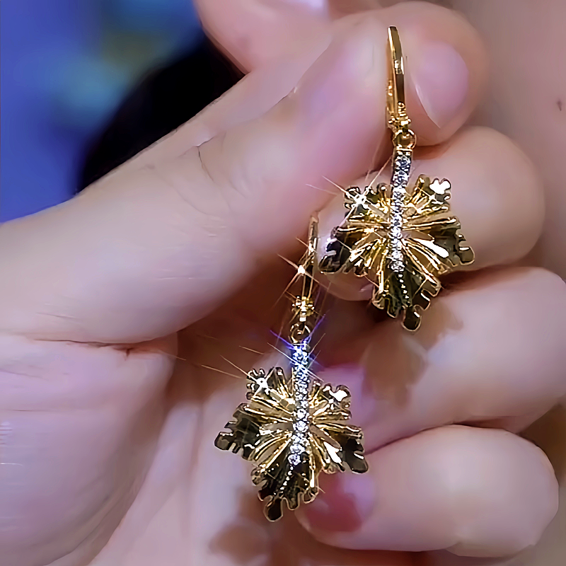 14K Gold-plated Luxury Maple Leaf Earrings