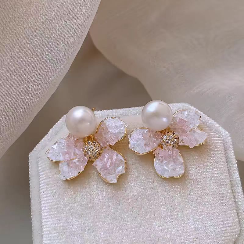 14k Gold-Plated Gradient Crystal Flower Pearl Earrings