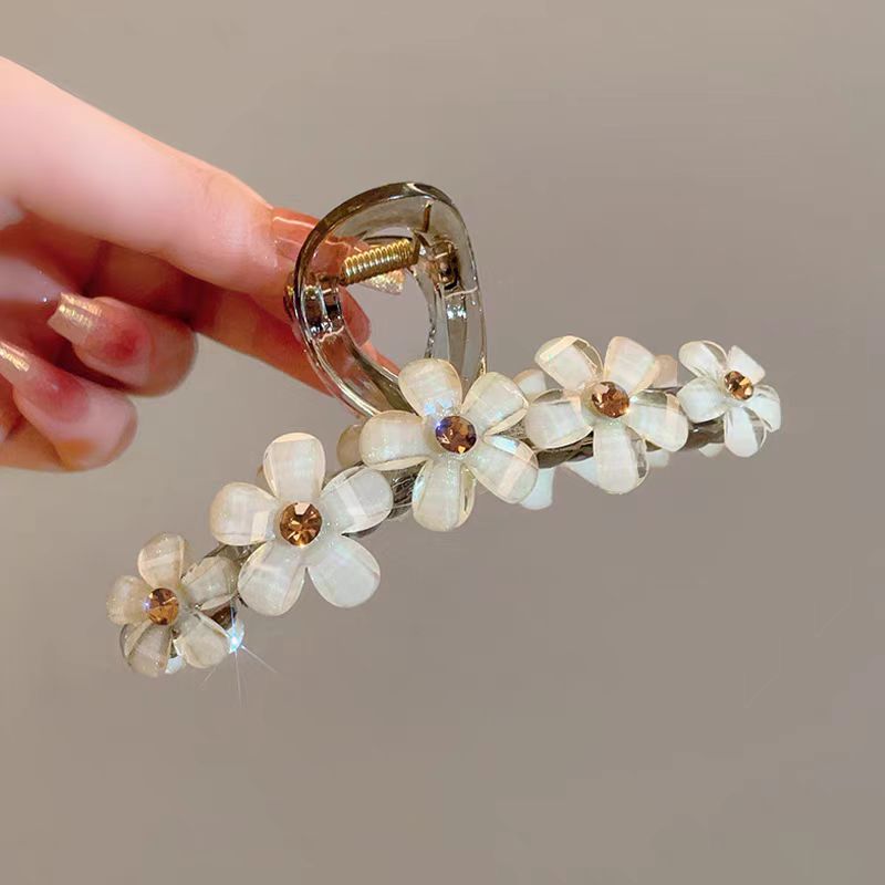 Elegant Acrylic Flower Hair Clip