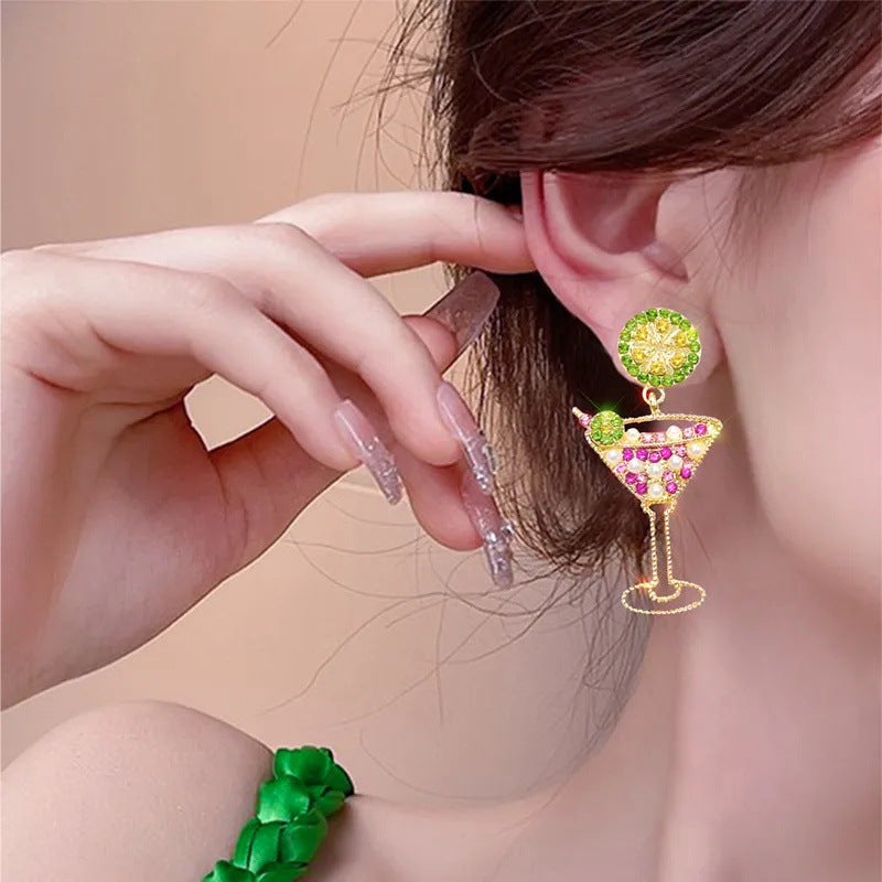 Sweet juice wine glass earrings, earrings, 2024 new trendy earrings, feminine, unique, exquisite and high-end earrings